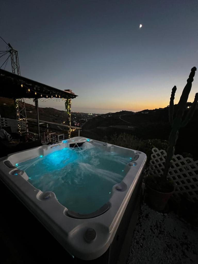Casa Rural Malaga Monkey Love Con Jacuzzi Iznate 외부 사진